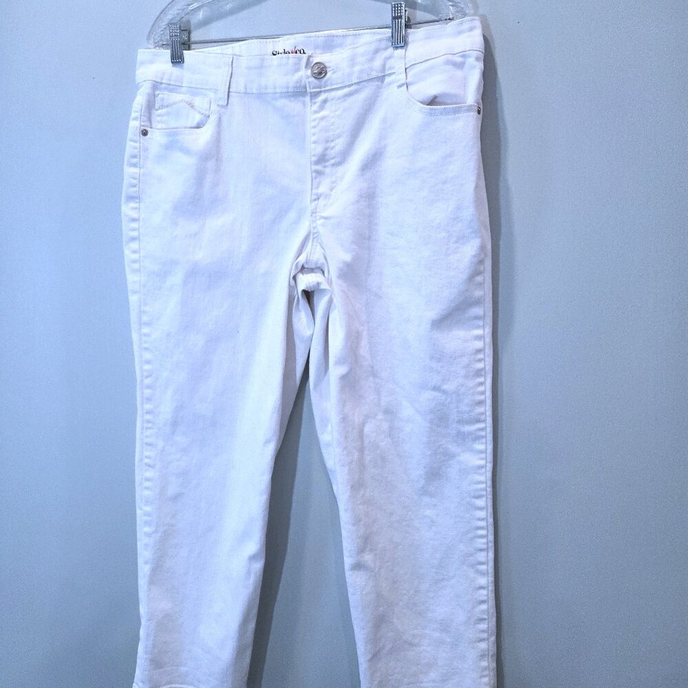 NWOT Style & Co. White Straight Leg Jeans Size 16